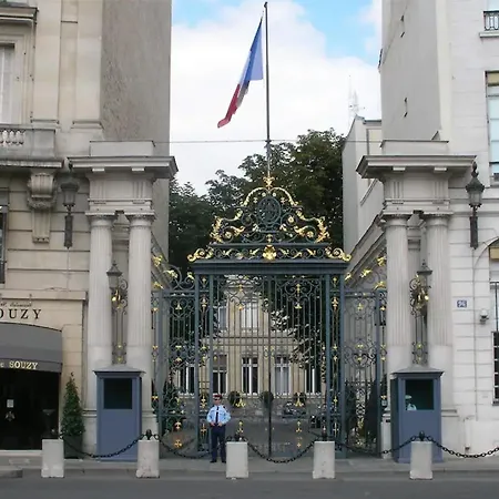 Champs-elysees/president Palace.terrace & Parking Apartment