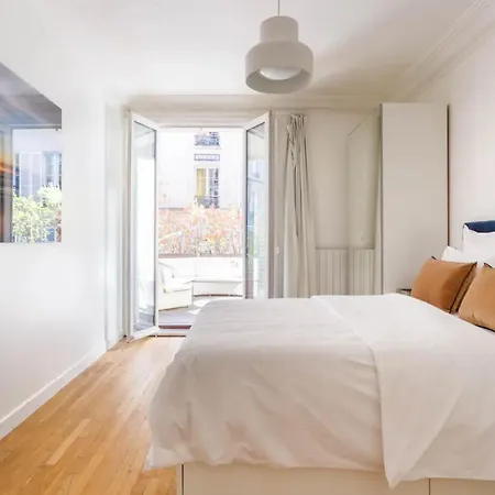 Champs-elysees/president Palace.terrace & Parking Apartment *